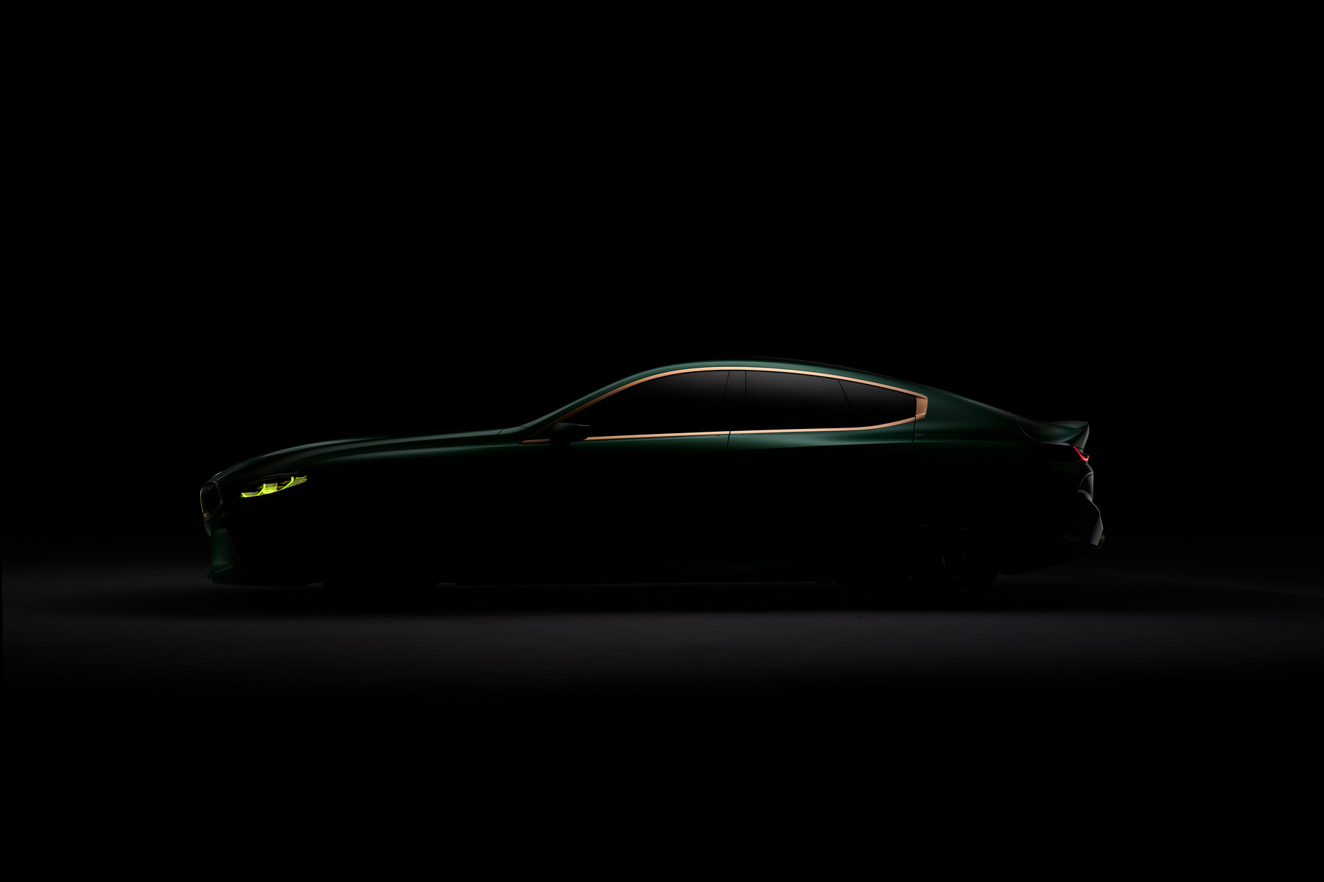 01_BMW_Concept_M8_Gran_Coupe_Seite_V2