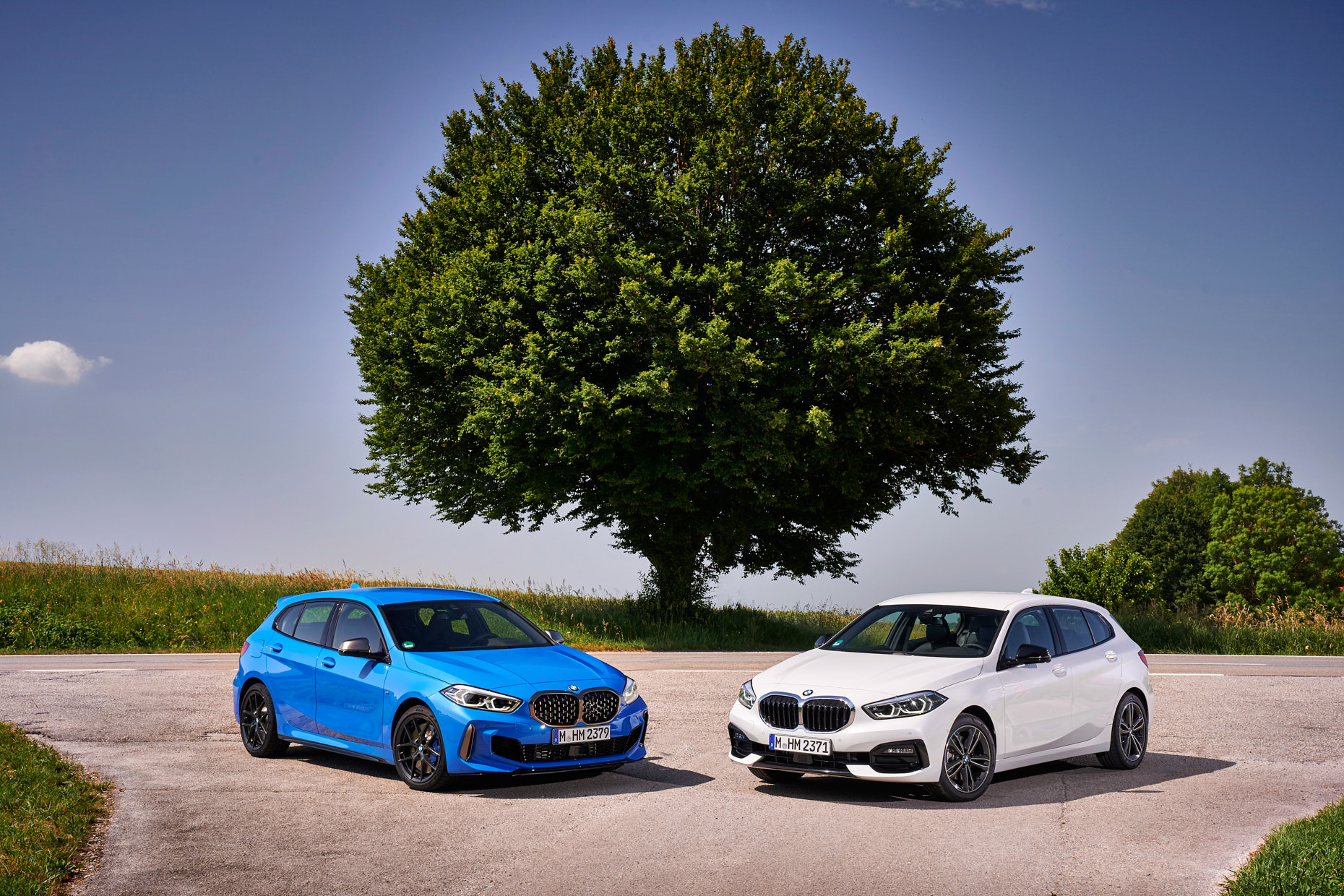 10_BMW_M135i_and_BMW_118d_web