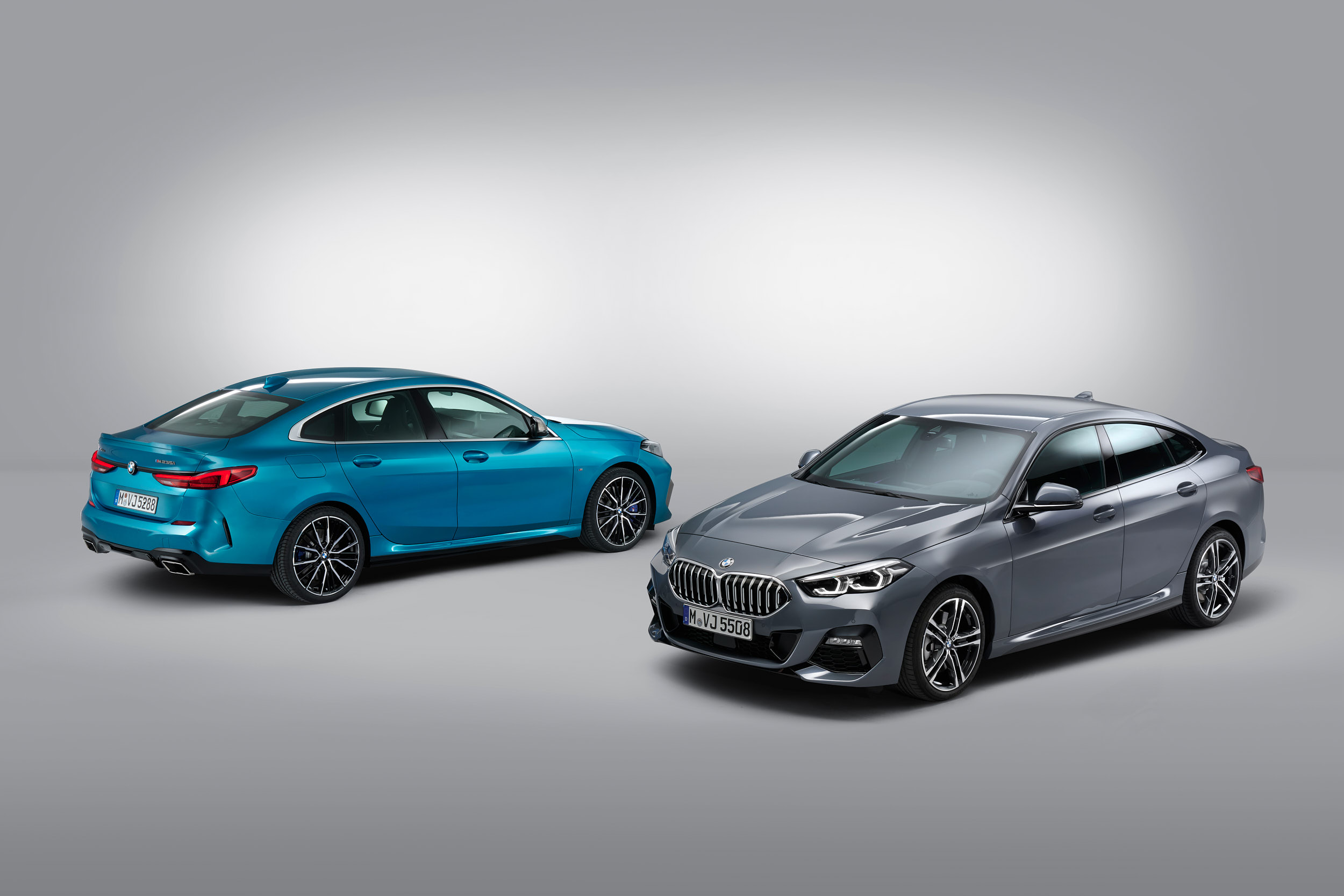 1_BMW_M235i_xDrive_and_BMW_220d_web